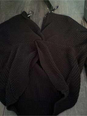 Forever 21 Black Off-The-Shoulder Twist Knit Sweater